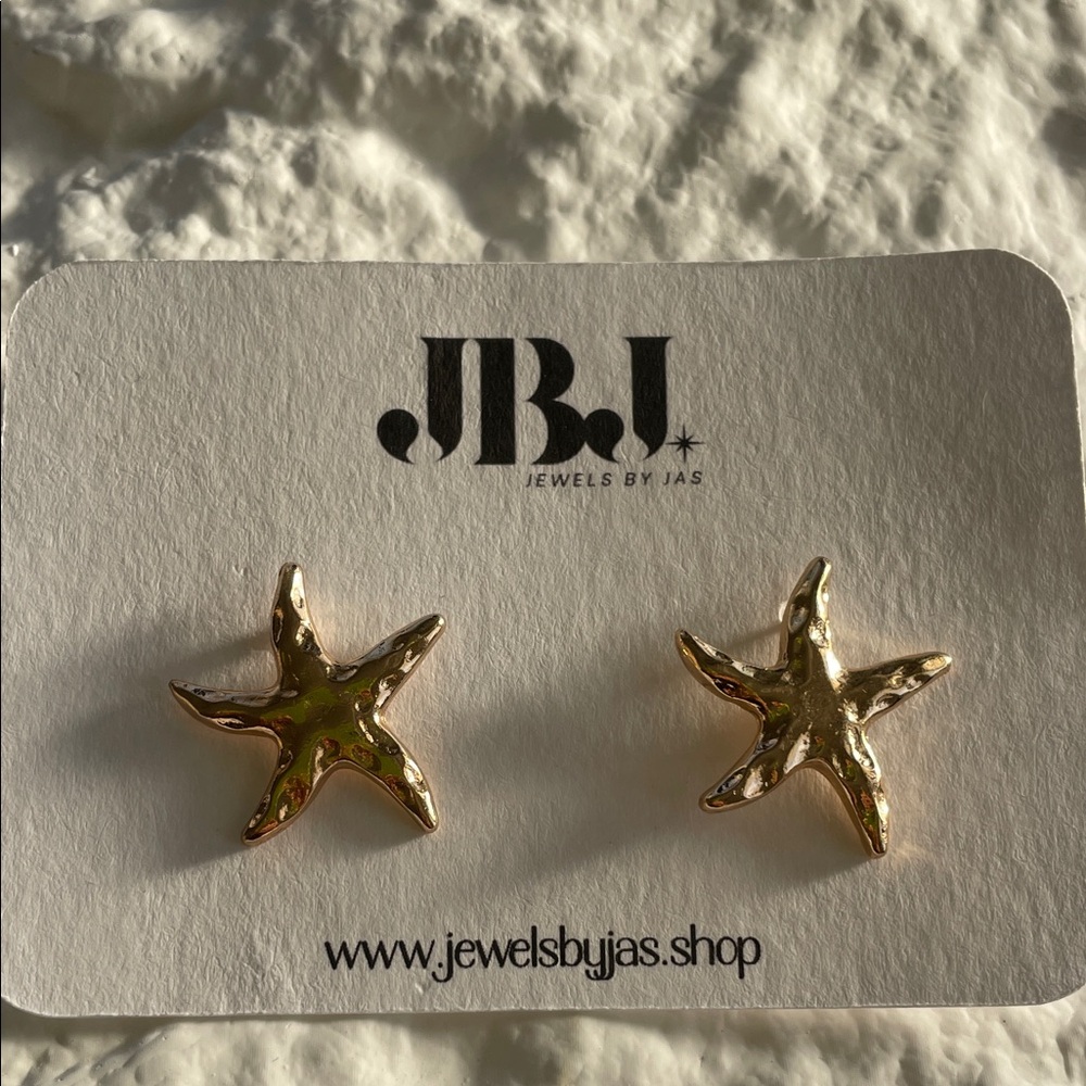 Gold Starfish Earrings